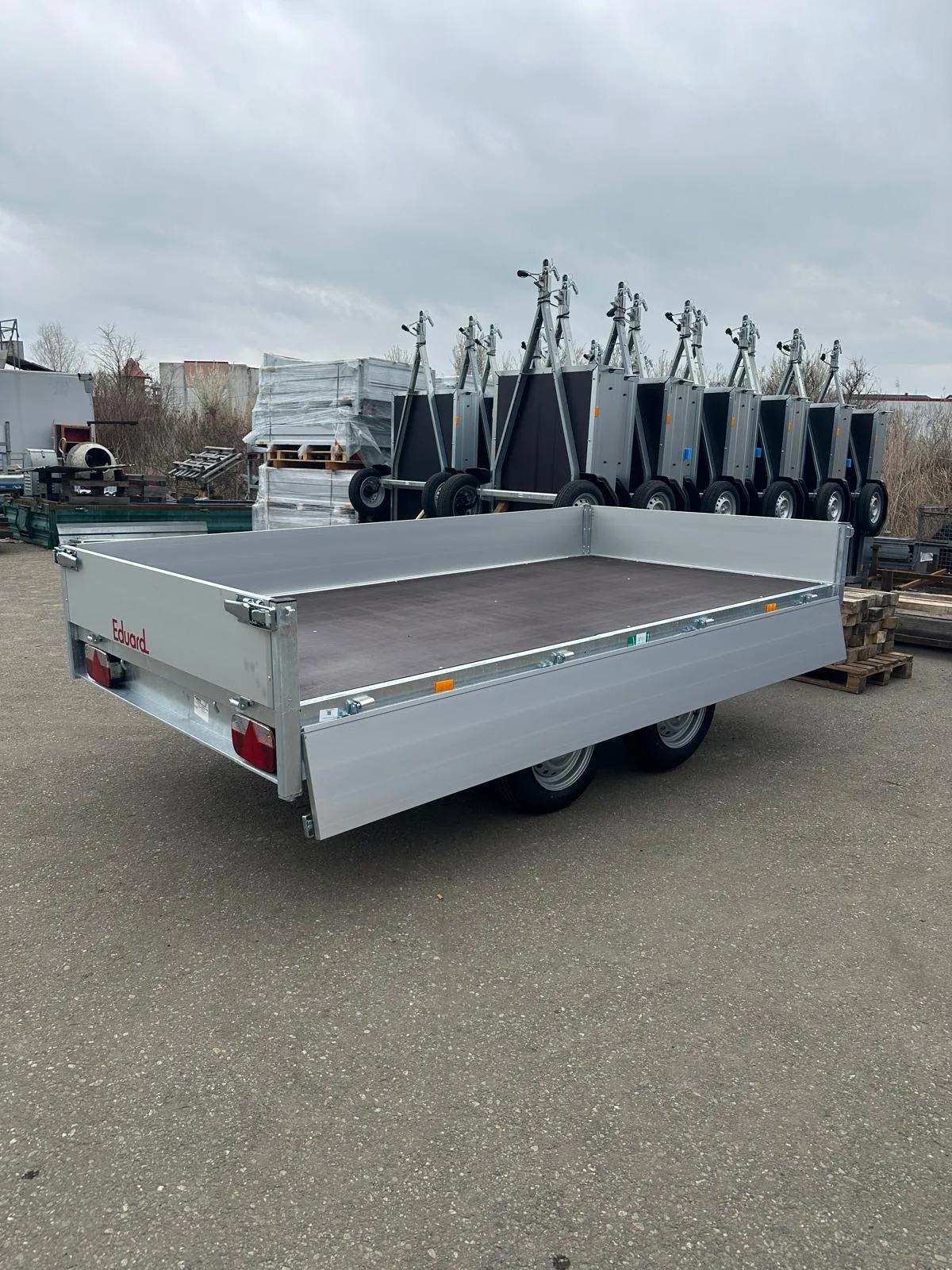 REMORCA EDUARD 3116-2, 750 kg